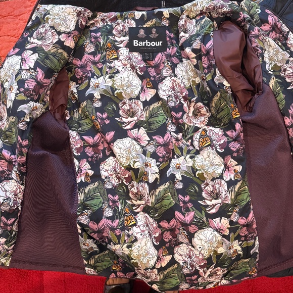 Barbour Yarrow Quilt Jacket  UK 14 / US 10 Black Cherry/ Renaissance Floral - Picture 7 of 11